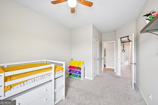 121 Mitchem Creek Drive, Loganville, GA 30052