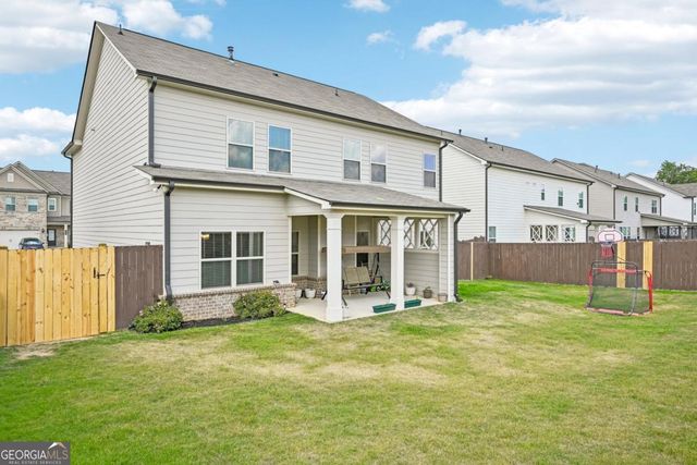 121 Mitchem Creek Drive, Loganville, GA 30052