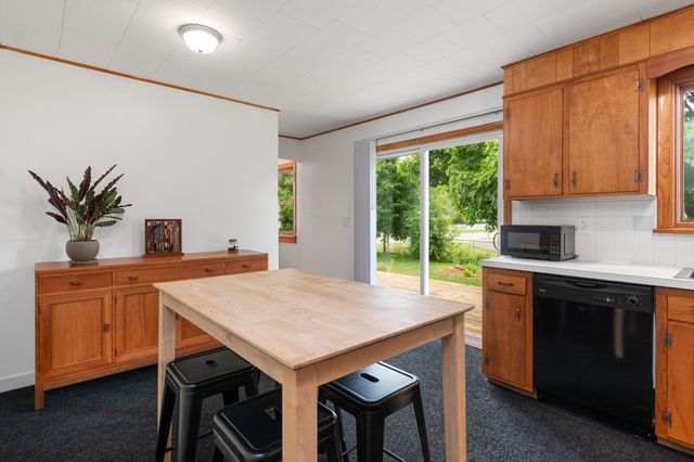 85 Jericho Road, Essex, VT 05452