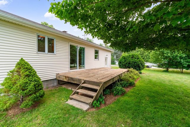 85 Jericho Road, Essex, VT 05452