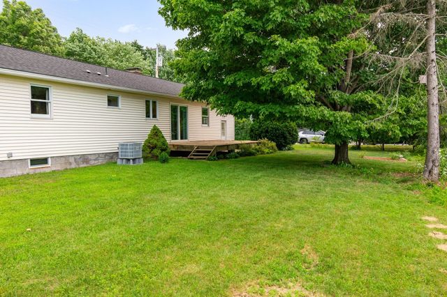 85 Jericho Road, Essex, VT 05452