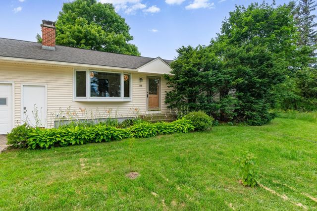 85 Jericho Road, Essex, VT 05452
