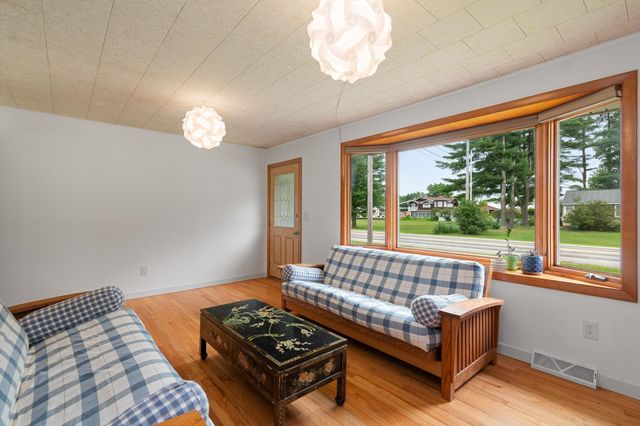 85 Jericho Road, Essex, VT 05452