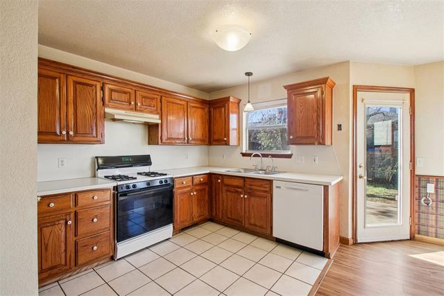 244 Waterfront Drive, Norman, OK 73071