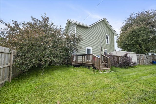 804 Summer Street, Grinnell, IA 50112