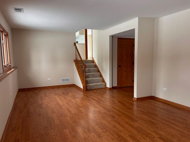 10 Joyce Court, Crete, IL 60417