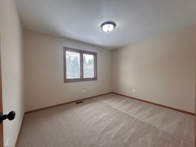 10 Joyce Court, Crete, IL 60417