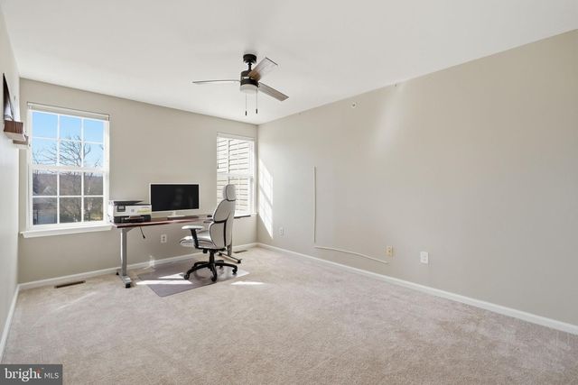 505 WATERFORD CT, New Hope, PA 18938