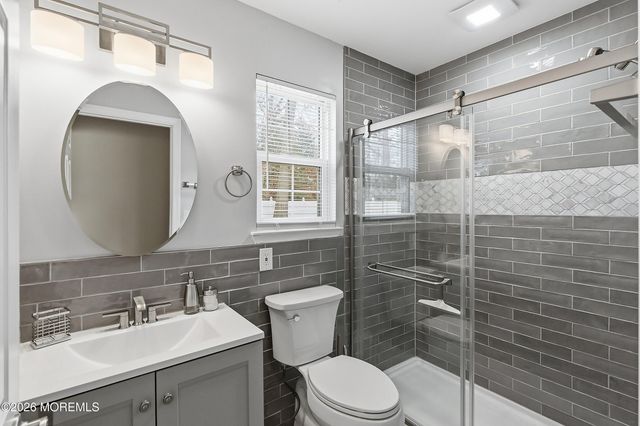 2 Weasel Creek Court, Howell, NJ 07731