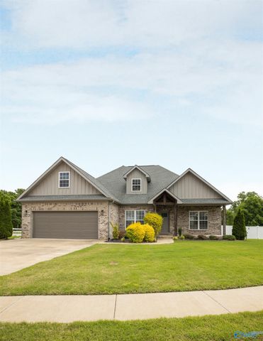 55 Rolling Brook Drive, Rogersville, AL 35652