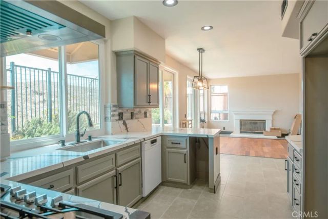 1801 Nantucket Place, Costa Mesa, CA 92627