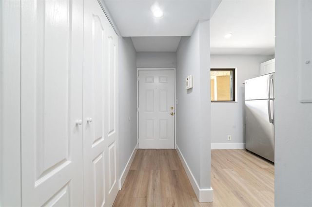 9431 Boca Cove Circle 1001, Boca Raton, FL 33428