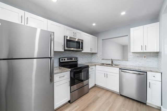 9431 Boca Cove Circle 1001, Boca Raton, FL 33428