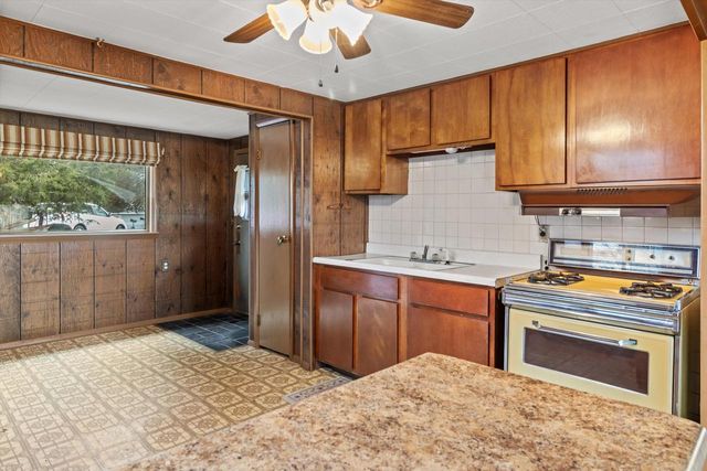 W6709 Lake Shore CIRCLE, Elkhorn, WI 53121