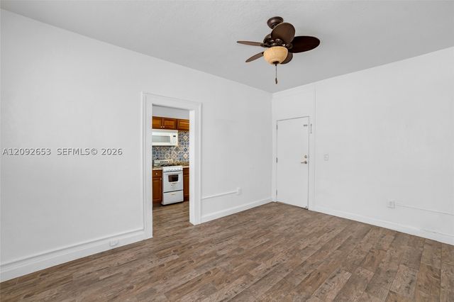 114 Menores Ave, Coral Gables, FL 33134