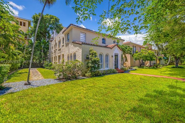 114 Menores Ave, Coral Gables, FL 33134
