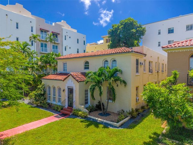 114 Menores Ave, Coral Gables, FL 33134