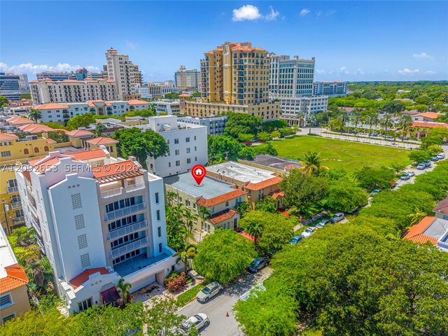 114 Menores Ave, Coral Gables, FL 33134