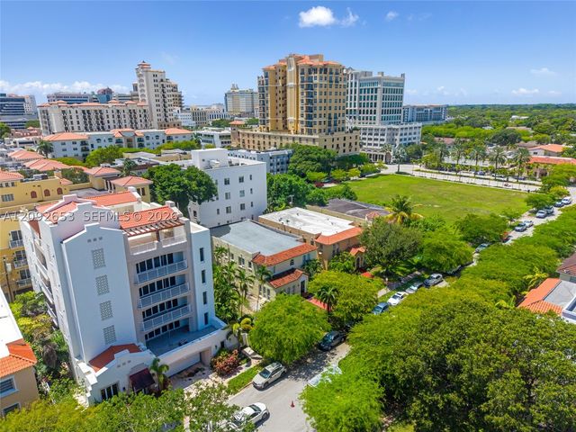 114 Menores Ave, Coral Gables, FL 33134