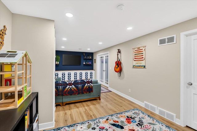 7121 Lindfield Road, Madison, WI 53719