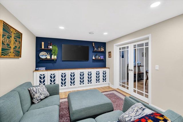 7121 Lindfield Road, Madison, WI 53719