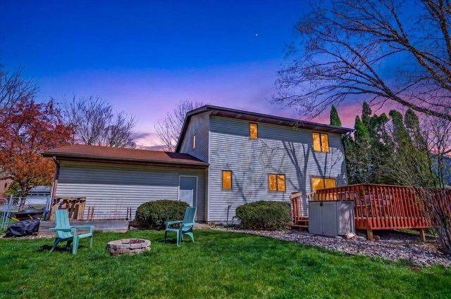7121 Lindfield Road, Madison, WI 53719
