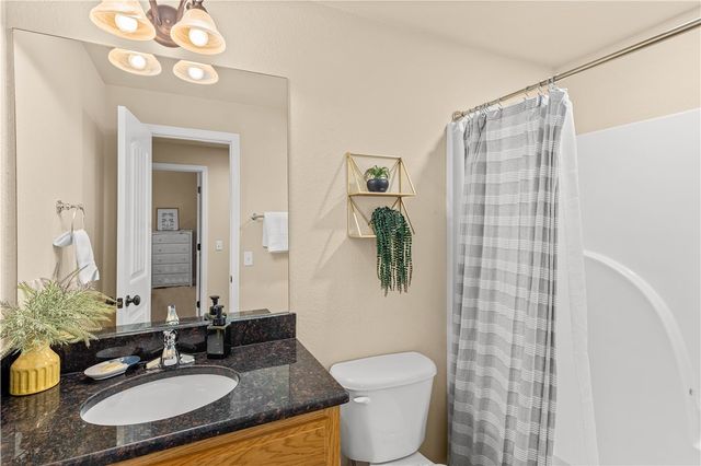 12 Riviera Drive, Rogers, AR 72756