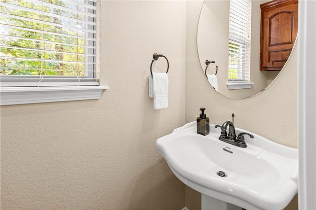 12 Riviera Drive, Rogers, AR 72756