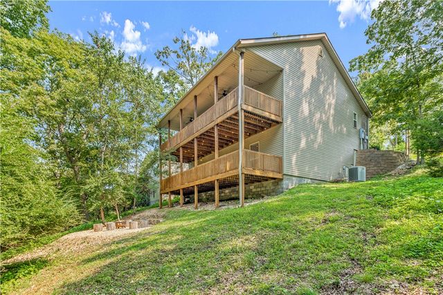 12 Riviera Drive, Rogers, AR 72756