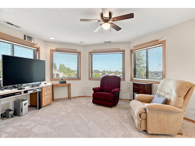 8000 Nw 16TH Ave, Vancouver, WA 98665