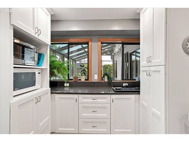 8000 Nw 16TH Ave, Vancouver, WA 98665