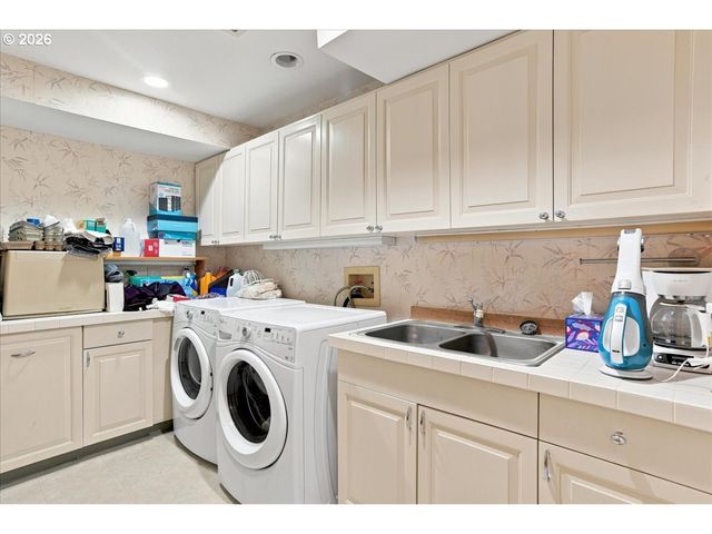 8000 Nw 16TH Ave, Vancouver, WA 98665
