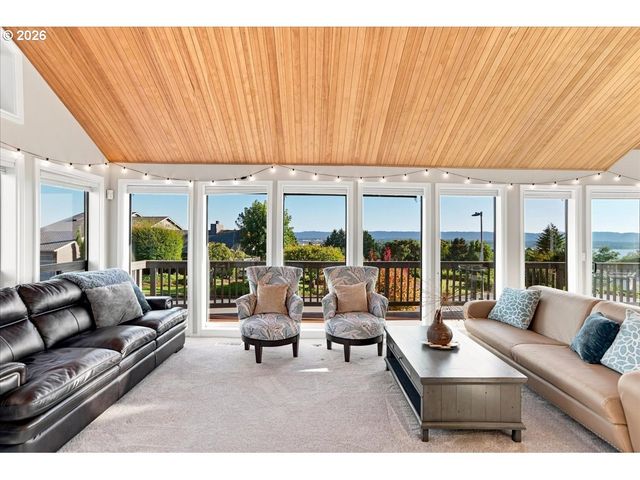 8000 Nw 16TH Ave, Vancouver, WA 98665