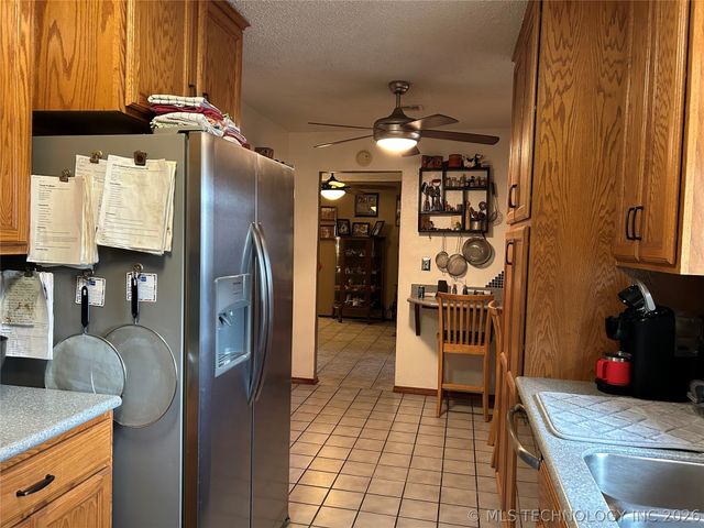 2408 Sarah Lane, Muskogee, OK 74403