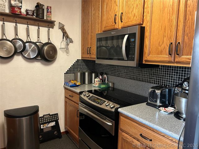 2408 Sarah Lane, Muskogee, OK 74403