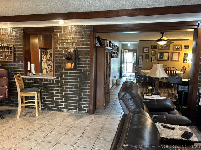 2408 Sarah Lane, Muskogee, OK 74403