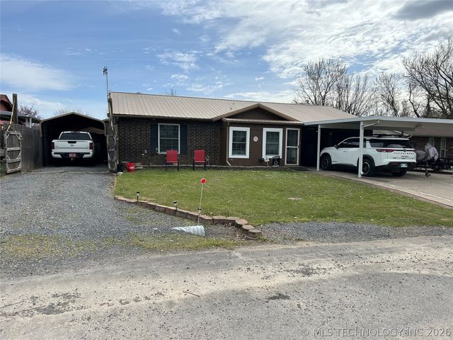 2408 Sarah Lane, Muskogee, OK 74403