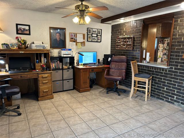 2408 Sarah Lane, Muskogee, OK 74403