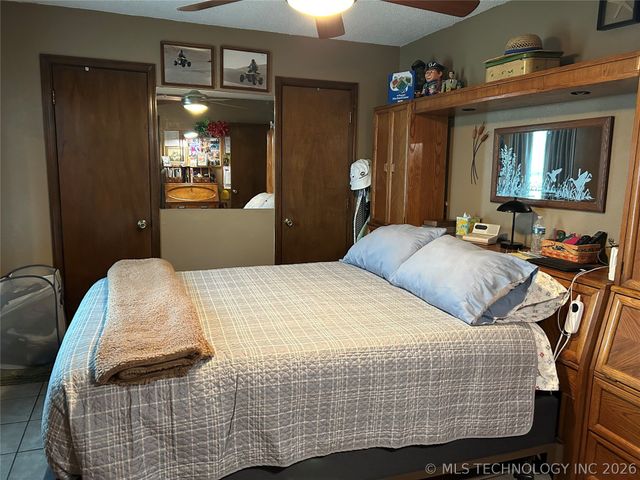 2408 Sarah Lane, Muskogee, OK 74403