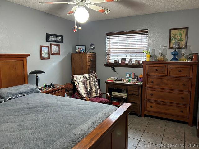 2408 Sarah Lane, Muskogee, OK 74403