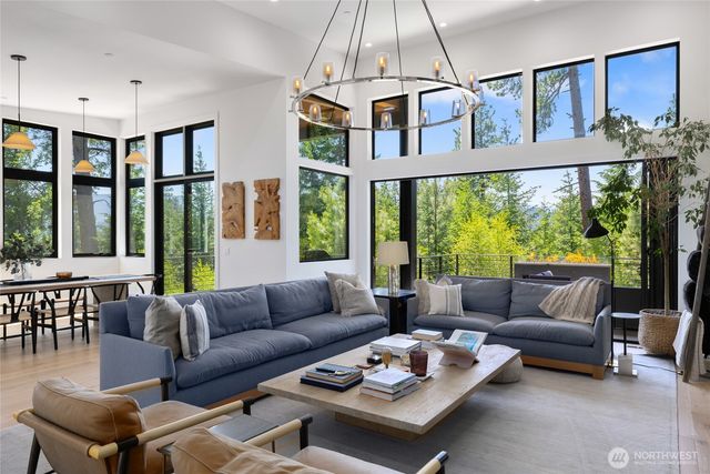 3847 Swiftwater Drive, Cle Elum, WA 98922