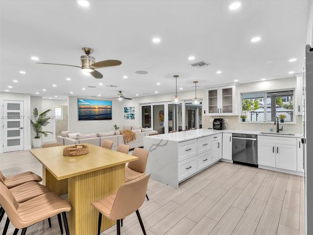 5021 SW 29th Terrace, Dania Beach, FL 33312