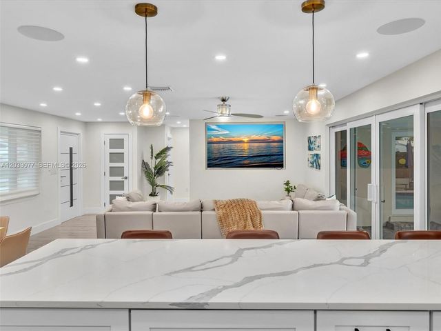 5021 SW 29th Terrace, Dania Beach, FL 33312