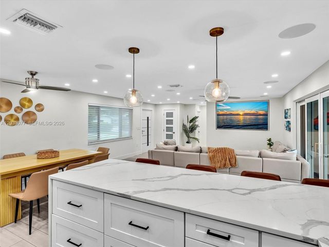 5021 SW 29th Terrace, Dania Beach, FL 33312