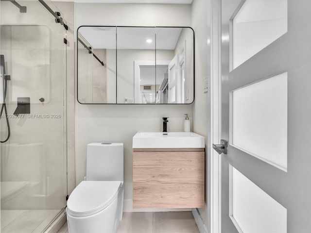 5021 SW 29th Terrace, Dania Beach, FL 33312