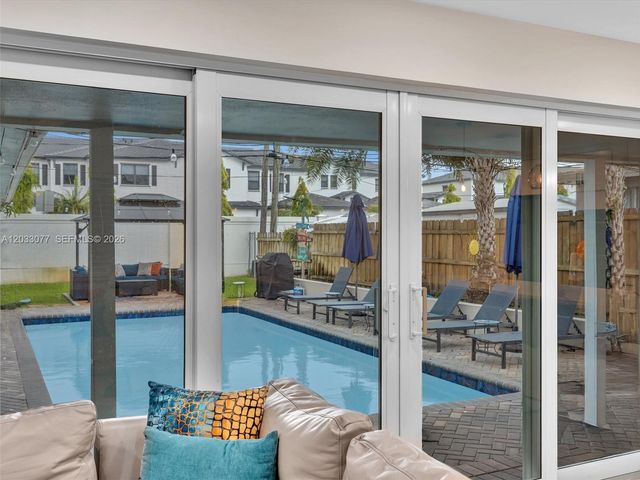 5021 SW 29th Terrace, Dania Beach, FL 33312