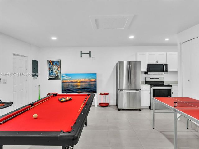 5021 SW 29th Terrace, Dania Beach, FL 33312