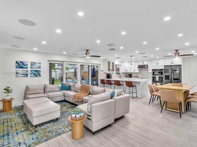 5021 SW 29th Terrace, Dania Beach, FL 33312
