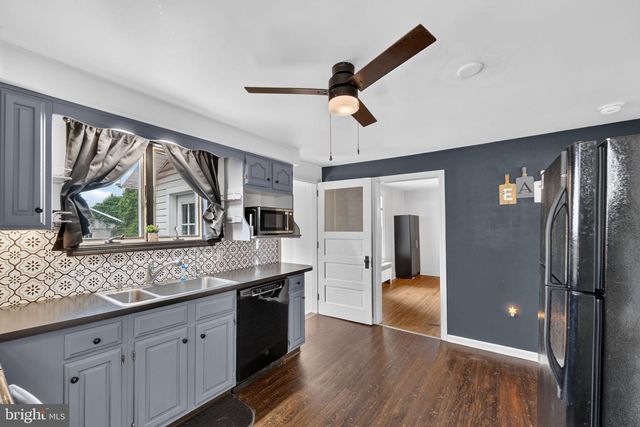 144 JACKSON AVE, West Grove, PA 19390