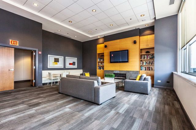 1901 S Calumet Avenue 803, Chicago, IL 60616